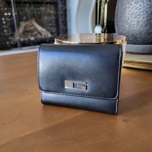 GUESS  2000 Y2K Chic Black Leather wallet